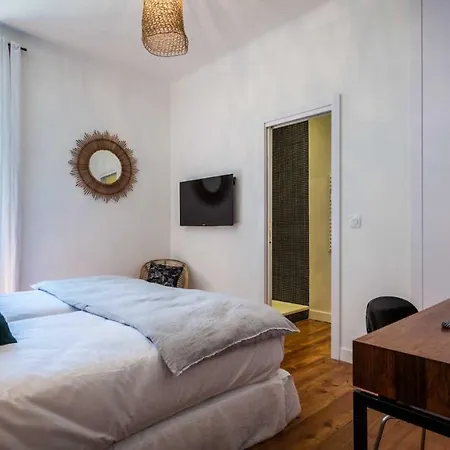 Keyweek Patio - Apt 3 Chambres - Hyper-Centre Apartment Biarritz